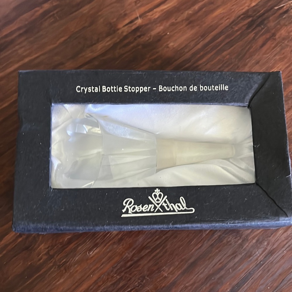 NWT Crystal bottle stopper